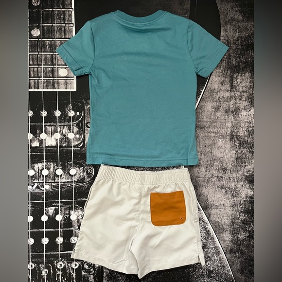 NWT Nike 2pc Set - Picture 2 of 6